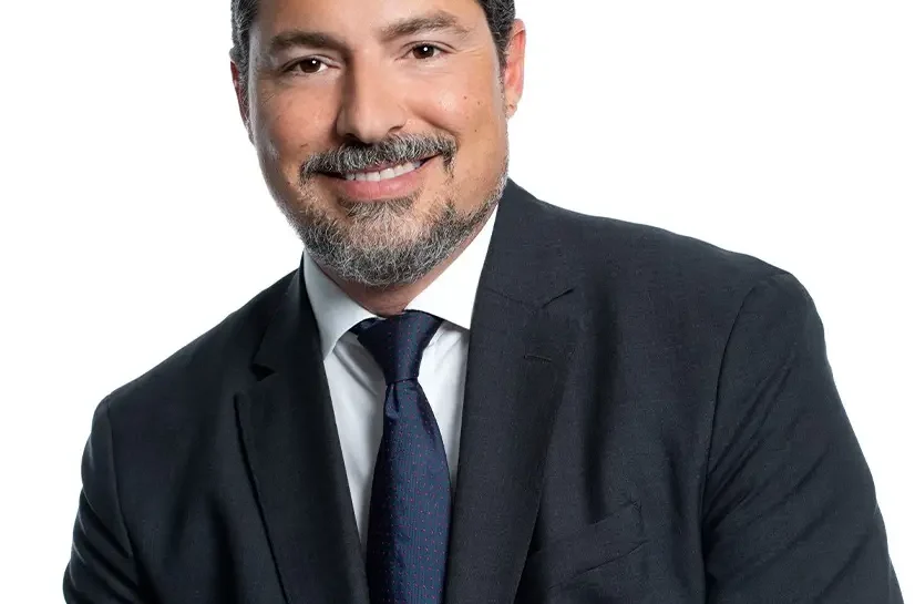 panos_baltas